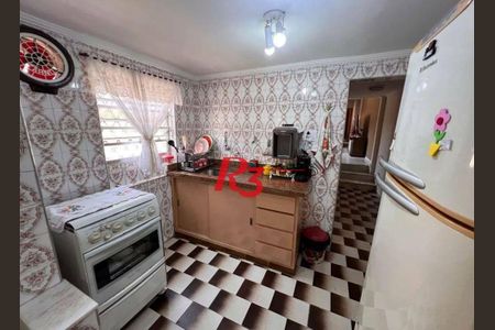 7_photo/94ce1caf37.cba3da746242e602-ATLAS-aaf95c1d-65e2-4d1f-a4ec-1a99fcfda227.jpg de casa à venda com 2 quartos, 115m² em Vila Sao Jorge, São Vicente