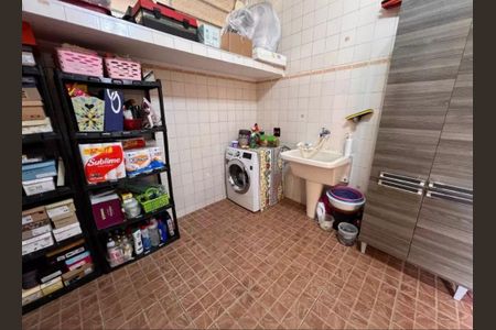 9_photo/94ce1caf37.cba3da746242e602-ATLAS-df360d7e-6e6f-4add-9e1d-d92e02ce4a5d.jpg de casa à venda com 2 quartos, 115m² em Vila Sao Jorge, São Vicente