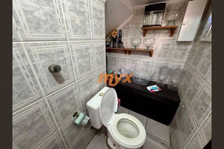 6_photo/94ce1cb03f.fd4e69175d3a2864-ATLAS-a664713b-8689-4d29-b140-0164752101df.jpg de casa à venda com 2 quartos, 69m² em Vila Valenca, São Vicente