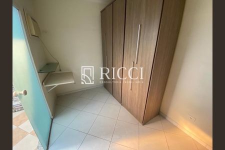 11_photo/94ce1cb76b.5eb6c96eefa31cae-ATLAS-8ad8b00c-06f7-404b-8073-abd806221a9c.jpg de casa à venda com 3 quartos, 136m² em Vila Valenca, São Vicente