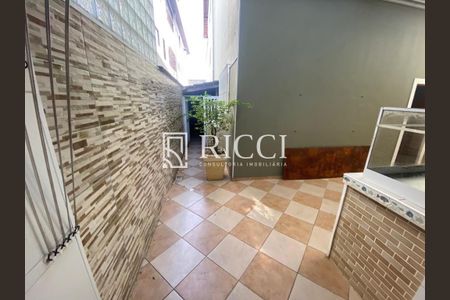 10_photo/94ce1cb76b.5eb6c96eefa31cae-ATLAS-8b11df79-a7e7-442c-bd8a-b3b1786be058.jpg de casa à venda com 3 quartos, 136m² em Vila Valenca, São Vicente