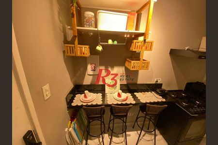 11_photo/94ce1cb85d.c0ec0d37df7fe2fc-ATLAS-d8316dae-fb28-4284-843c-1a07a4f398e9.jpg de apartamento à venda com 1 quarto, 29m² em Centro, São Vicente