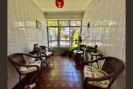55_photo/94ce1cbd01.caf6c04f909f2ef2-ATLAS-4f212b52-5ce7-4636-9695-ab3565c63d90.jpg de casa para alugar com 3 quartos, 147m² em Centro, São Vicente