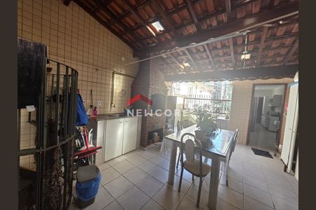 7_photo/94ce1cbde9.a095ebe9a9b9d05b-ATLAS-3c4f8b8e-3fa4-4716-acfd-cc823b9dc00c.jpg de casa à venda com 3 quartos, 144m² em Centro, São Vicente