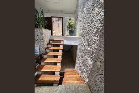 9_photo/94ce1cc243.aac2db6838f40e51-ATLAS-1b458ca9-13f1-4de7-9fe2-474918d55c36.jpg de casa para alugar com 3 quartos, 900m² em Parque Prainha, São Vicente