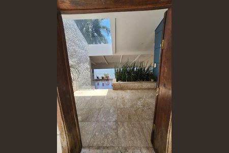 32_photo/94ce1cc243.aac2db6838f40e51-ATLAS-393a24ef-81b3-42ea-9a8a-fa129bebbf05.jpg de casa para alugar com 3 quartos, 900m² em Parque Prainha, São Vicente