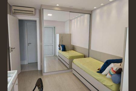 2_photo/94ce1cc7f3.0f81dd1a9a4f6ffb-ATLAS-bbe33db5-e5e2-4ac9-a541-87843afd6264.jpg de apartamento à venda com 3 quartos, 170m² em Centro, São Vicente