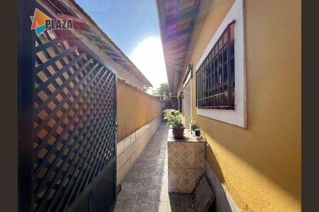 11_photo/94ce1d07d9.c06c3c5dbfc3661b-ATLAS-22f5a7e1-b521-43e1-b2c1-199b0bd97a63.jpg de casa à venda com 2 quartos, 79m² em Canto do Forte, Praia Grande