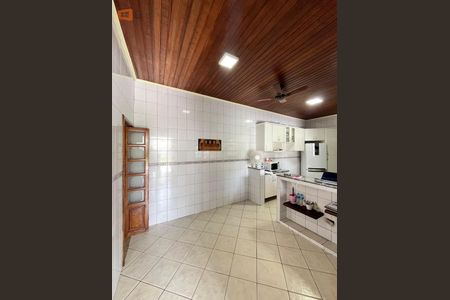 9_photo/94ce1d083d.94eccd8fc9add72f-ATLAS-3dd1f3db-70b1-4292-b6f1-b9cf8179a2b3.jpg de casa à venda com 2 quartos, 58m² em Canto do Forte, Praia Grande