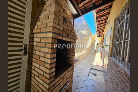 20_photo/94ce1d0851.1a2575360a780997-ATLAS-e6693e5b-7448-4d3a-b35a-e76593578dee.jpg de casa à venda com 3 quartos, 90m² em Canto do Forte, Praia Grande