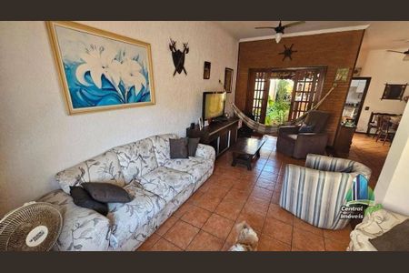 2_photo/94ce1d0857.7a84f7ff2c106b4f-ATLAS-6ebc45be-181d-4454-85bd-3c9fd3ddba9b.jpg de casa à venda com 3 quartos, 165m² em Canto do Forte, Praia Grande