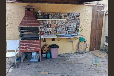 10_photo/94ce1d085b.5dc92922f5f40c7d-ATLAS-0fb17f4f-725d-4fad-b203-421a2a3eb60f.jpg de casa à venda com 4 quartos, 200m² em Canto do Forte, Praia Grande