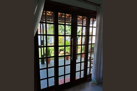 12_photo/94ce1d085b.5dc92922f5f40c7d-ATLAS-d19ff306-fd69-4dcc-a07e-ee367a63729c.jpg de casa à venda com 4 quartos, 200m² em Canto do Forte, Praia Grande