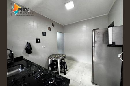 11_photo/94ce1d087b.4cb36fa8bd7c581d-ATLAS-fa1fd5aa-2568-4dfc-ada9-66b7ae16dafe.jpg de casa à venda com 1 quarto, 41m² em Canto do Forte, Praia Grande