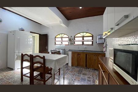 10_photo/94ce1d0893.3949eb60e8e65e7a-ATLAS-7efe38d4-9d3a-44e1-863c-3c26353f37eb.jpg de casa à venda com 5 quartos, 200m² em Canto do Forte, Praia Grande