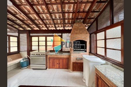 26_photo/94ce1d08bd.155ea78a08e60cdf-ATLAS-506a30f4-351d-40c4-b0e3-a67e3b6db5ea.jpg de apartamento à venda com 3 quartos, 257m² em Canto do Forte, Praia Grande