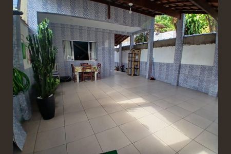 5_photo/94ce1d0903.b7afec13c8c84584-ATLAS-c4db2f98-0fa7-4a60-907e-3699c89e1878.jpg de casa à venda com 4 quartos, 290m² em Canto do Forte, Praia Grande