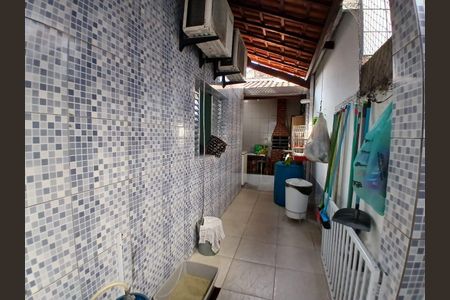 12_photo/94ce1d0903.b7afec13c8c84584-ATLAS-d060b81e-e12d-4756-9b3a-f0931297ecc4.jpg de casa à venda com 4 quartos, 290m² em Canto do Forte, Praia Grande