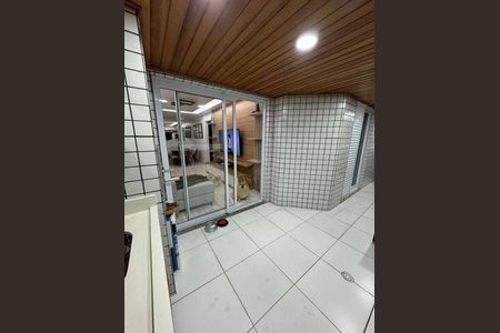 8_photo/94ce1d0987.1fbf9bc77f2c16ff-ATLAS-8d54f4b8-6c17-43b1-9809-9b0fb26c6b41.jpg de apartamento à venda com 3 quartos, 105m² em Canto do Forte, Praia Grande