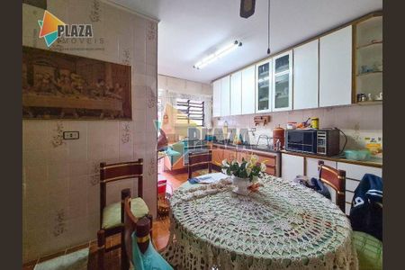 32_photo/94ce1d0a75.ebb41021d59c8723-ATLAS-e804c519-71fa-49d0-b10d-27e6faba3b37.jpg de apartamento à venda com 3 quartos, 275m² em Canto do Forte, Praia Grande