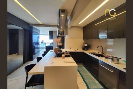 10_photo/94ce1d0a77.cfbd2faee9820014-ATLAS-085beb37-78f3-42d4-a17b-c155d11ef96d.jpg de apartamento à venda com 3 quartos, 250m² em Canto do Forte, Praia Grande