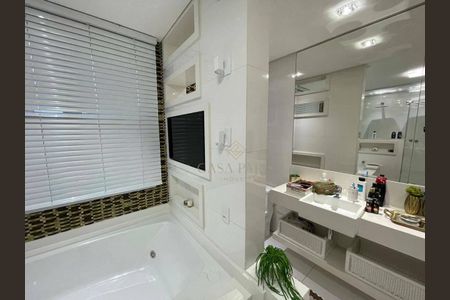 12_photo/94ce1d0a79.1fec3228d22e108d-ATLAS-4db07b50-9f52-4b19-9d94-3ef25db2541c.jpg de apartamento à venda com 3 quartos, 250m² em Canto do Forte, Praia Grande