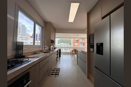 8_photo/94ce1d0a79.3798c12bbdaae730-ATLAS-42e95639-c5a1-4279-bdc8-2995b01d001e.jpg de apartamento à venda com 3 quartos, 150m² em Canto do Forte, Praia Grande