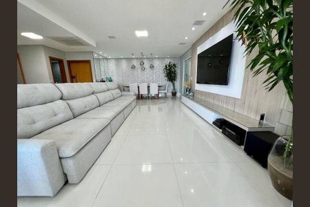 4_photo/94ce1d0a81.bd988c806b2af841-ATLAS-d3bd4706-d9bc-4248-9e4e-cf2e4783be24.jpg de apartamento à venda com 4 quartos, 250m² em Canto do Forte, Praia Grande