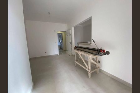 5_photo/94ce1d0eb3.6f40c7f32f2fc7e5-ATLAS-8e8bcecf-1ad0-4935-be79-8c7e82544218.jpg de apartamento à venda com 2 quartos, 63m² em Canto do Forte, Praia Grande