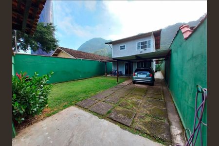 5_photo/94ce1d0f33.f57be48fad3c3dec-ATLAS-08b64d7d-7efd-4aba-804c-a2c76a12005b.jpg de casa à venda com 3 quartos, 320m² em Canto do Forte, Praia Grande