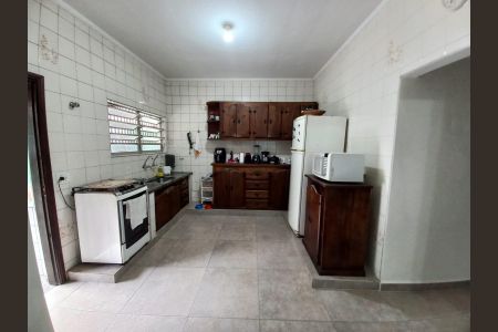 2_photo/94ce1d0f33.f57be48fad3c3dec-ATLAS-ad6f4f9c-1eb4-44e5-9ee0-1bdc6d40cc5f.jpg de casa à venda com 3 quartos, 320m² em Canto do Forte, Praia Grande