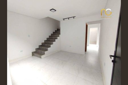 2_photo/94ce1da0b9.ef9097c2fd5b064b-ATLAS-ee122b80-ff46-4d3d-88d3-a01ec0597c00.jpg de casa à venda com 2 quartos, 56m² em Canto do Forte, Praia Grande