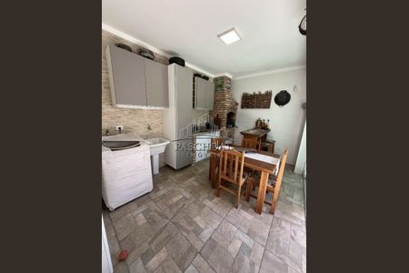 13_photo/94ce1da0bb.bb2cfda027800a9a-ATLAS-136ddb19-1c40-4d76-b092-7617bbfed8dc.jpg de casa à venda com 3 quartos, 148m² em Canto do Forte, Praia Grande