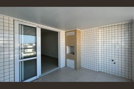 4_photo/94ce1da5eb.e4f593389bcd8fcb-ATLAS-740707f7-d7d8-4ccd-86ed-2753bdd8c6b2.jpg de apartamento à venda com 3 quartos, 135m² em Canto do Forte, Praia Grande