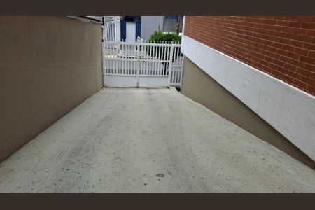 34_photo/94ce1da5fd.461deb3adb435734-ATLAS-bc309753-37a2-41c8-ba33-5f7a7d29cde3.jpg de apartamento à venda com 1 quarto, 49m² em Canto do Forte, Praia Grande