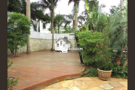 4_photo/94ce1da649.59b9fa3339c8dcb8-ATLAS-4e0cfc36-46a4-4b84-aa34-0a6f2f2ec9e6.jpg de casa à venda com 4 quartos, 774m² em Canto do Forte, Praia Grande