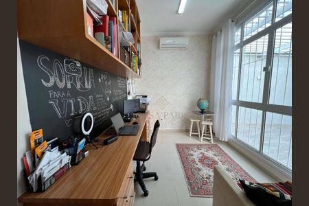 9_photo/94ce1da653.f593c65414f33db3-ATLAS-22572de5-7b6d-40c4-8914-e2cbc3a2ab5a.jpg de casa à venda com 3 quartos, 220m² em Canto do Forte, Praia Grande