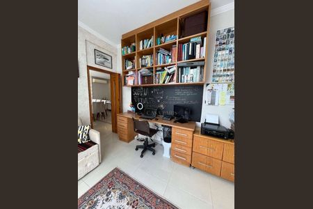 4_photo/94ce1da653.f593c65414f33db3-ATLAS-b04e50b8-d817-4717-85b7-b9f654f14afd.jpg de casa à venda com 3 quartos, 220m² em Canto do Forte, Praia Grande