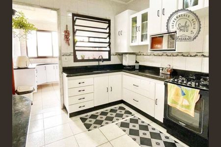 8_photo/94ce1da699.fb543e6fae9d4edf-ATLAS-4f374cb8-34c3-4b92-b1d2-cb857b0385b3.jpg de apartamento à venda com 4 quartos, 260m² em Canto do Forte, Praia Grande