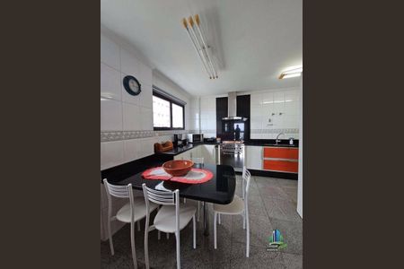 11_photo/94ce1da6a1.a3fb809d4af82e21-ATLAS-4c02e2f4-0470-4efc-951c-3d74991e2214.jpg de apartamento à venda com 4 quartos, 245m² em Canto do Forte, Praia Grande