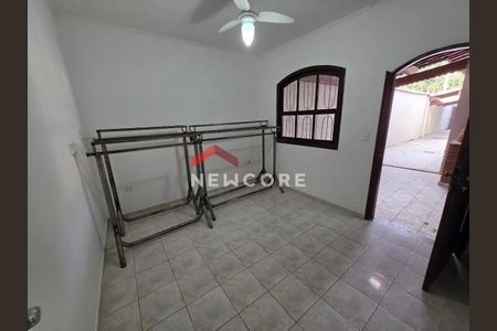 6_photo/94ce1da6c1.93b8fa184532727f-ATLAS-18d7cd69-2e41-40e5-bab7-dfbf5ed468c7.jpg de casa à venda com 4 quartos, 203m² em Canto do Forte, Praia Grande