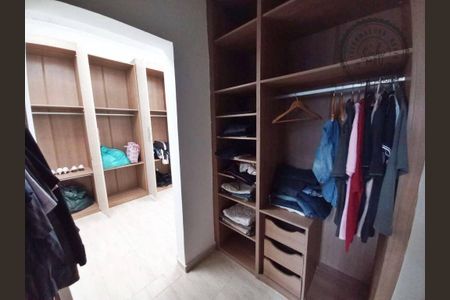 5_photo/94ce1da751.470e3b4ecc8ee2ef-ATLAS-e4cfdeec-226e-4015-8a9b-c21ef8cb76aa.jpg de casa à venda com 4 quartos, 200m² em Canto do Forte, Praia Grande