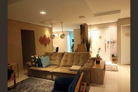 11_photo/94ce1da781.8d1d596cf1356774-ATLAS-a9b69fda-46ce-44ee-8645-acb4367d5bf3.jpg de apartamento à venda com 3 quartos, 200m² em Canto do Forte, Praia Grande