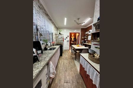 5_photo/94ce1da78d.ead0744c2329e0c8-ATLAS-11c2017a-b8a9-4627-826d-8535207cdfc1.jpg de casa à venda com 3 quartos, 150m² em Canto do Forte, Praia Grande