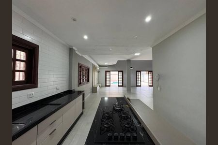 7_photo/94ce1da84b.18b8a14695e0a03b-ATLAS-8faa52bf-b75d-4c9e-8a38-5780c5a891cb.jpg de casa à venda com 4 quartos, 297m² em Canto do Forte, Praia Grande