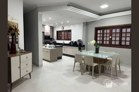 11_photo/94ce1da84b.51cc70ea1b948618-ATLAS-e2bb7680-9c96-4996-a5f4-c541a1fec79d.jpg de casa à venda com 3 quartos, 280m² em Canto do Forte, Praia Grande