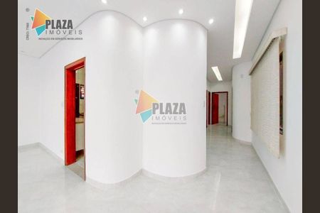 13_photo/94ce1da855.1e964c3cff37e649-ATLAS-2dde9c1e-00b3-4231-8458-38d6b5268fcd.jpg de casa à venda com 3 quartos, 264m² em Canto do Forte, Praia Grande