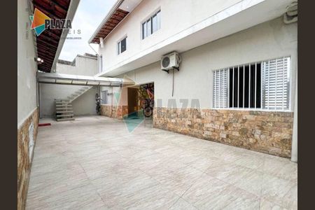 1_photo/94ce1da85f.9adbb3a8c64252cf-ATLAS-8a998ce2-5f06-40b0-8134-e9f49eca2a1c.jpg de casa à venda com 4 quartos, 265m² em Canto do Forte, Praia Grande