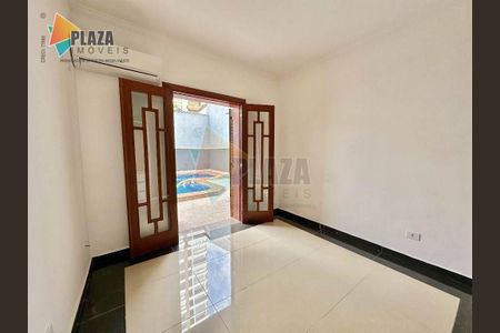 36_photo/94ce1da897.3b6bc584e225c04e-ATLAS-eeeb45a5-c4a3-4f70-b75f-ab1c0548fb2b.jpg de casa à venda com 3 quartos, 149m² em Canto do Forte, Praia Grande