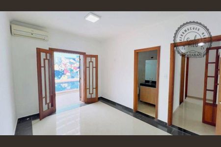 5_photo/94ce1da8a7.12a796eb49bed496-ATLAS-591a822e-c000-4a8c-bf21-fb7d2cb0e8d2.jpg de casa à venda com 3 quartos, 250m² em Canto do Forte, Praia Grande